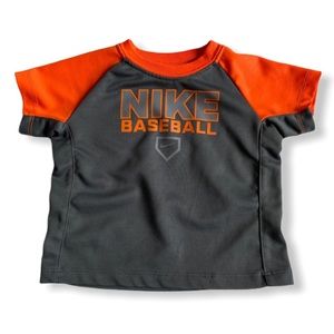 Nike tee